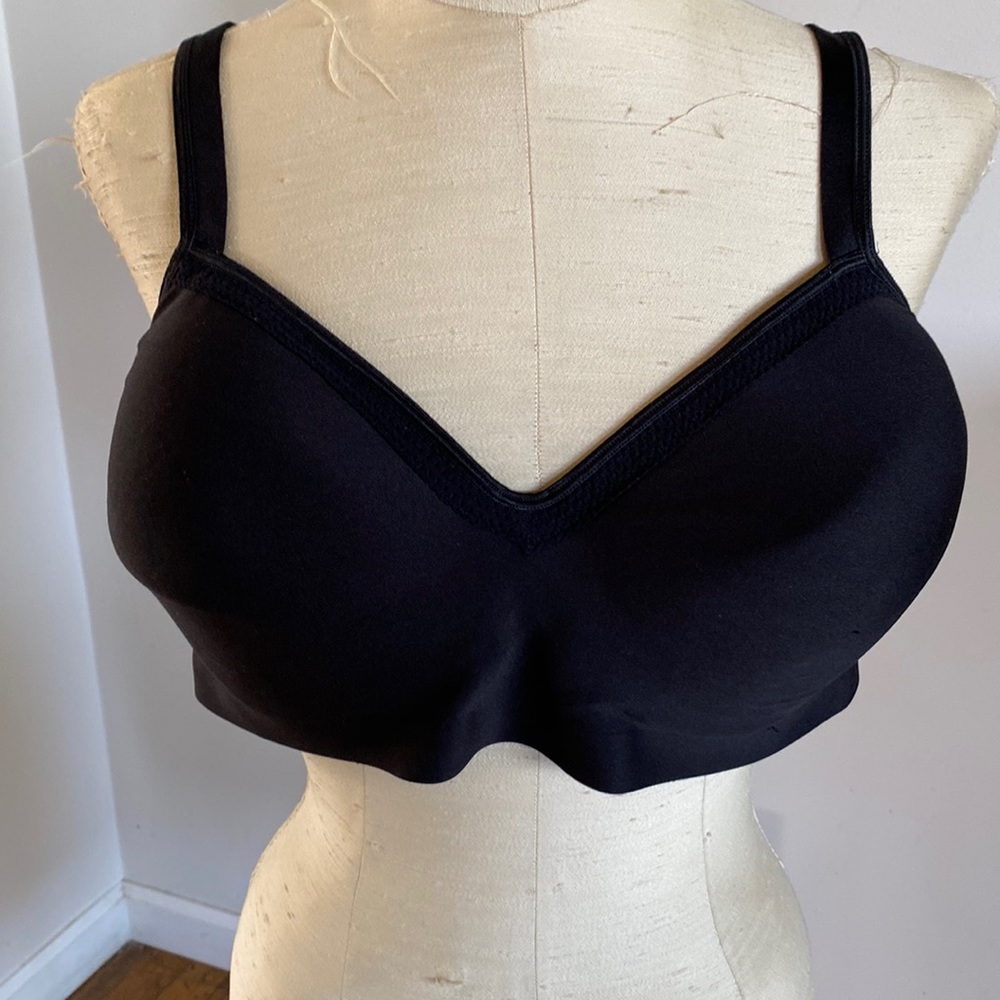 Hanes 2XL wireless black bra